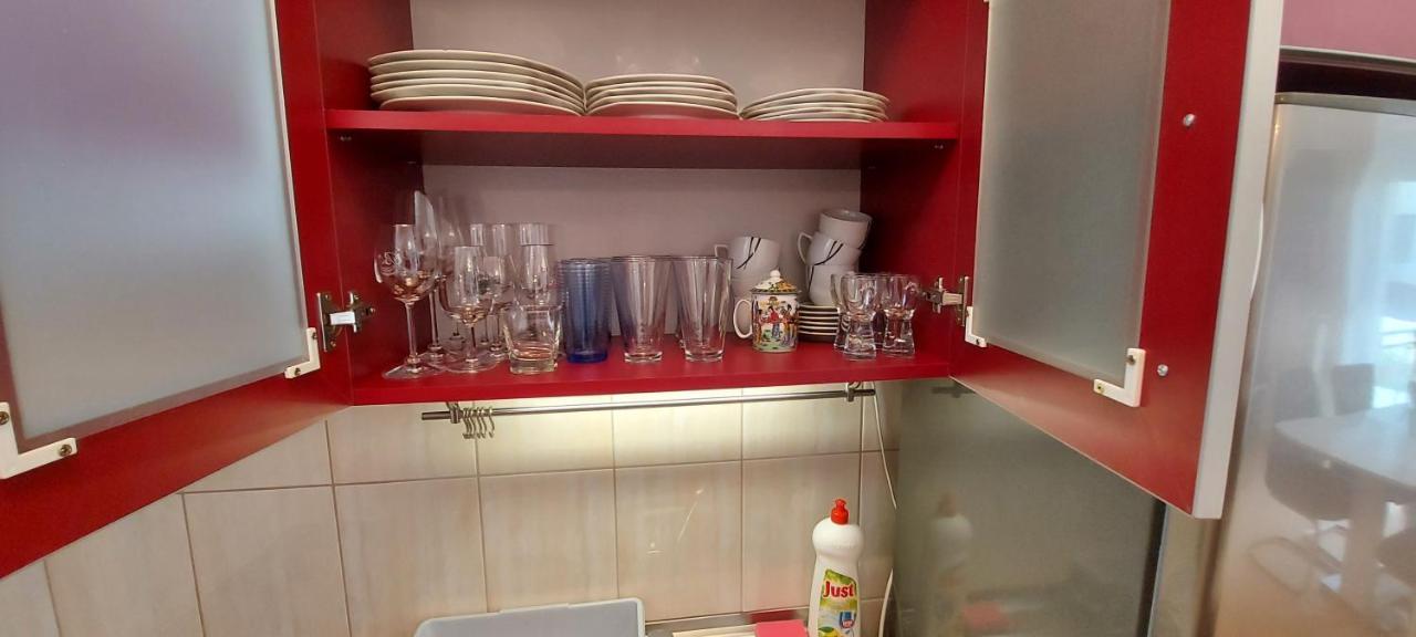 Amulett Suite Apartment ไฮจ์ดุสโซบอสโล ภายนอก รูปภาพ